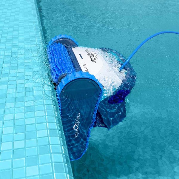 Robot Dolphin S200